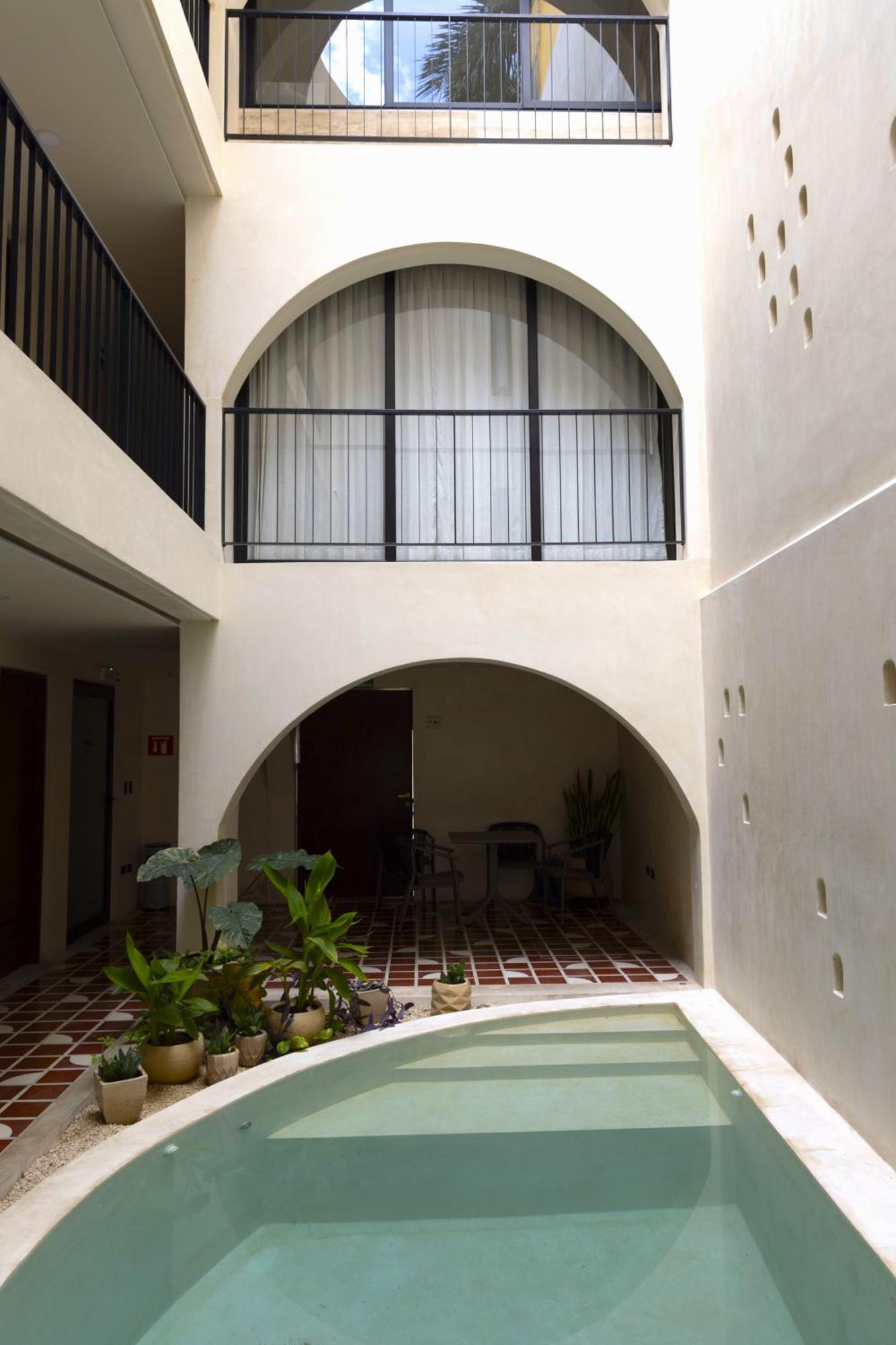 Meson Santa Lucia Hotel Merida Exterior photo